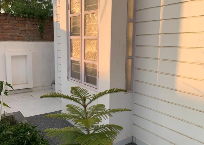 The White House Villa